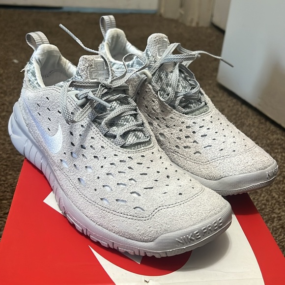 Nike Free Run Trail Neutral Grey - Picture 2 of 5